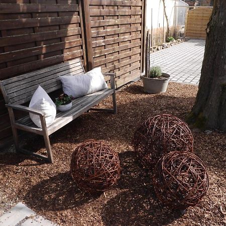 Altes Weingut Weinhaus Rebstock Apartment Winningen Exterior photo